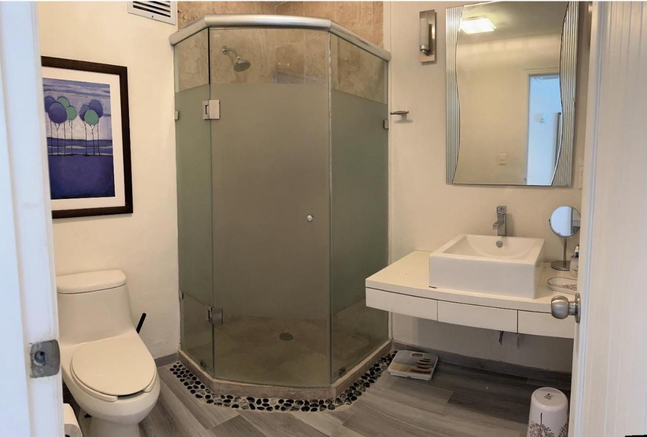 Oceanfront Condo At Unique Location Cancún Exteriör bild
